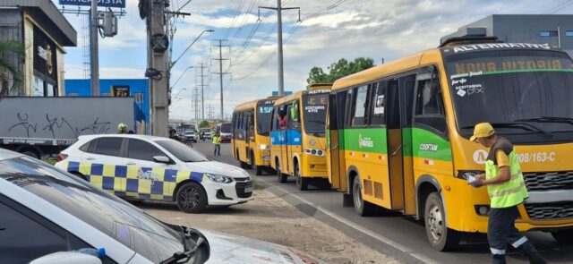Prefeitura de Manaus intensifica operação 'Transporte Legal' em todas as zonas da cidade