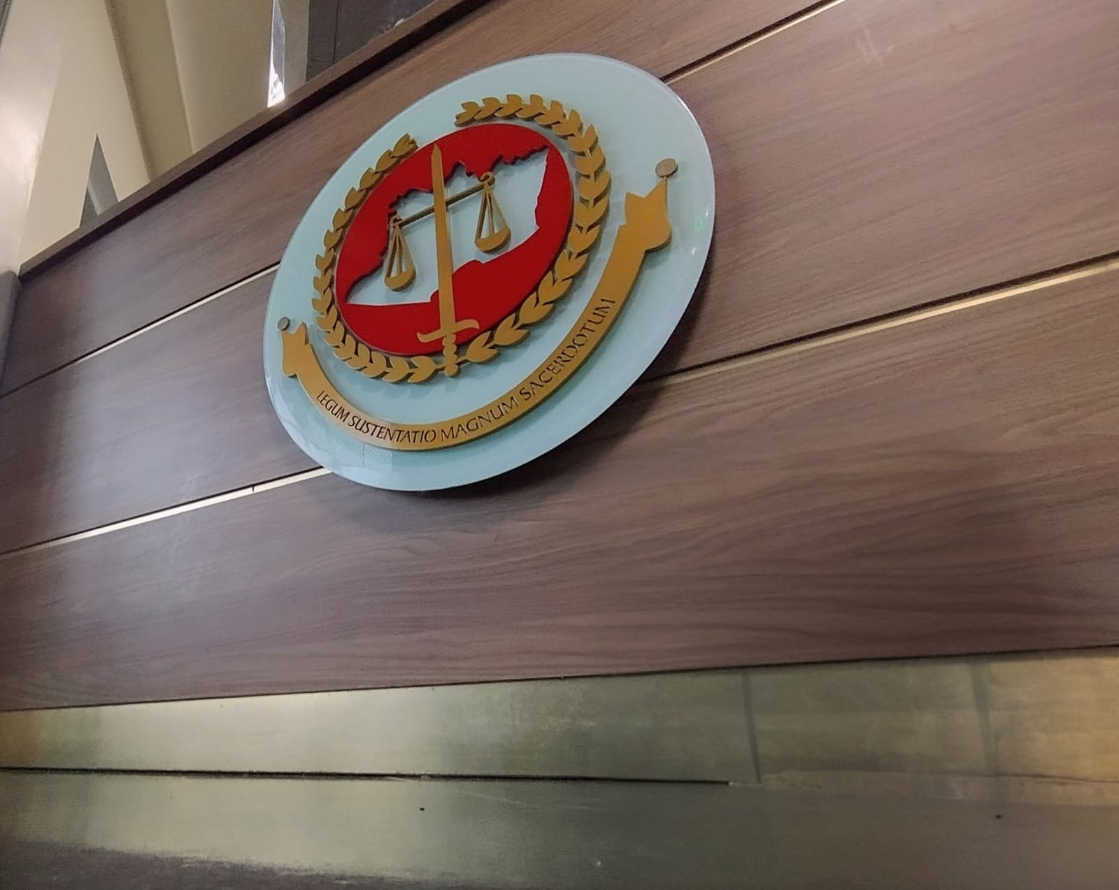 PMs e guarda municipal são presos por crimes contra mulher indígena no Amazonas