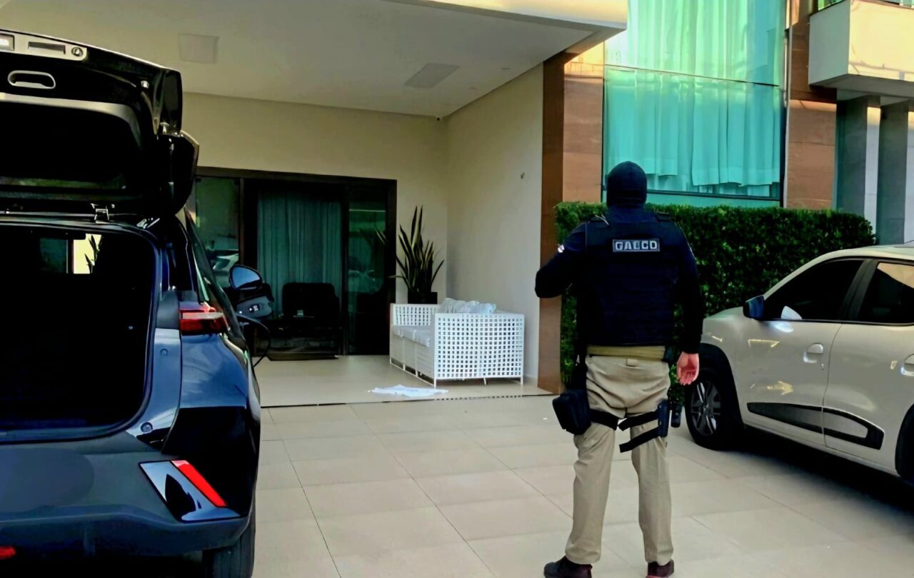 Véu de Areia”: Suspeito de liderar organização criminosa de tráfico interestadual de drogas é preso em operação do Gaeco do MPAM