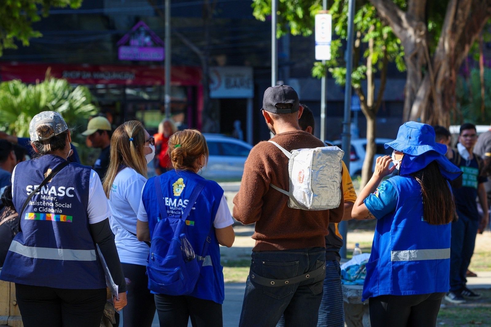 Idosos em situação de vulnerabilidade são resgatados durante ‘Mutirão no Bairro’ da prefeitura no Centro Histórico de Manaus