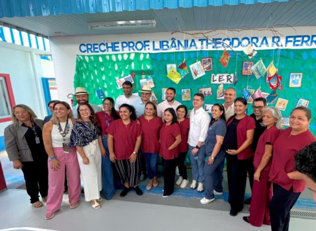 Manaus recebe delegação internacional para conhecer modelo de merenda escolar da rede municipal