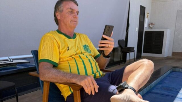 Polícia Federal apreende iPhone de Bolsonaro durante operação em Brasília