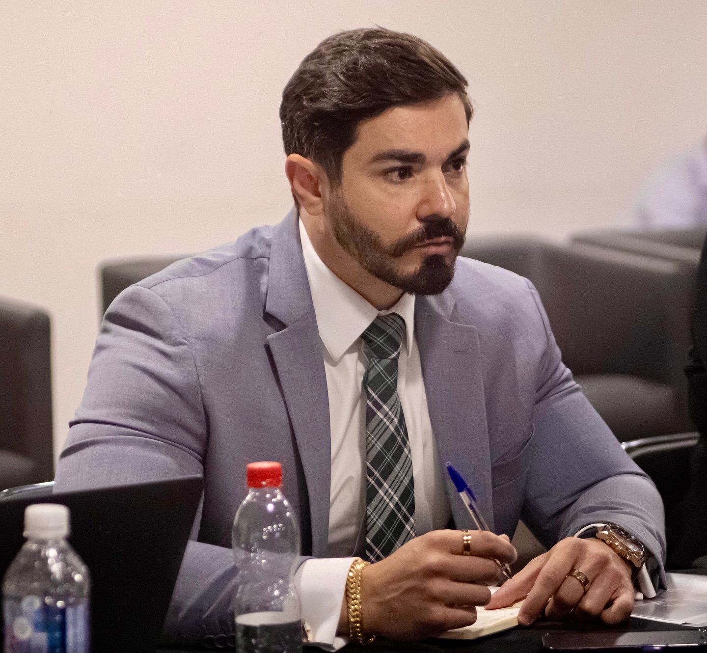 Cibercrime no Brasil: golpes rápidos, Estado lento