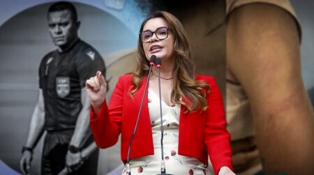 Alessandra Campelo diz que árbitro que agrediu ex-namorada se mostrou ‘um ser humano deplorável’ e apoia suspensão anunciada pela FAF