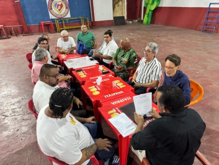 Liesa-AM atualiza estatuto, incorpora novas escolas e reelege diretoria em assembleia