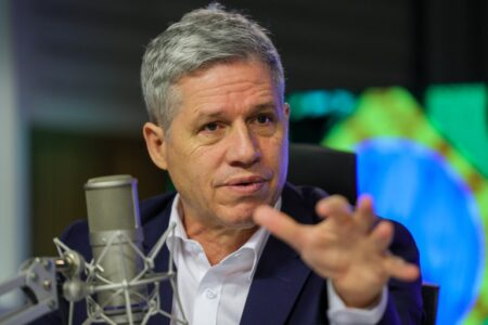 Ministro Paulo Teixeira anuncia nesta terça-feira (2) R$ 170 milhões do Plano Safra para agricultura familiar no Amazonas