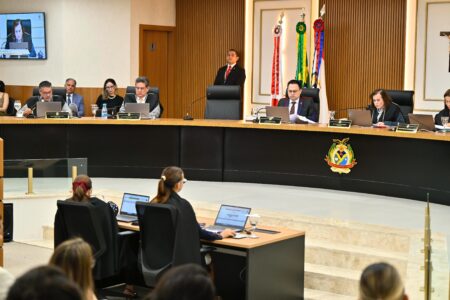 Conselheiros do TCE-AM aplicam multa a ex-prefeito de Manaquiri Jair Solto
