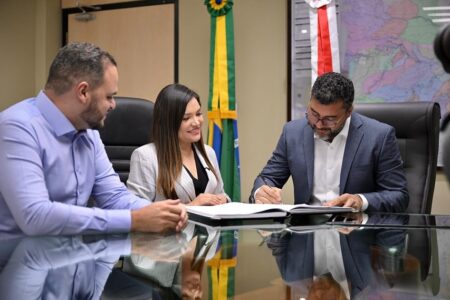 Joana Darc assume Secretaria de Proteção Animal e promete fortalecer políticas públicas em defesa dos animais no Amazonas