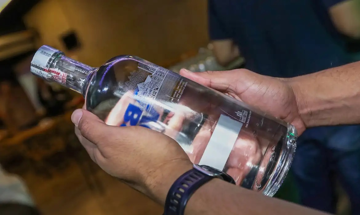 MP-AM instaura procedimento para fiscalizar venda de bebidas alcoólicas em Manaus após aumento de casos de intoxicação por metanol