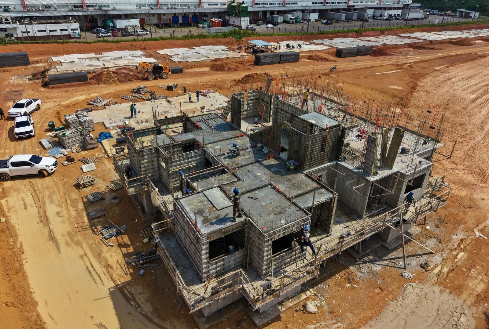 Prefeito David Almeida anuncia entrega do habitacional Mário Haddad para fevereiro e prevê novas moradias até julho de 2026