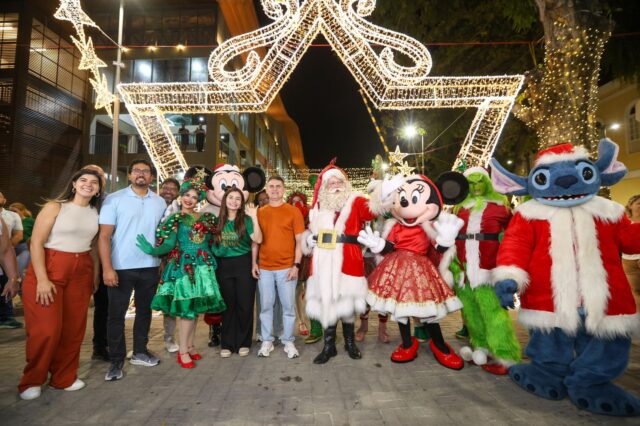 “David Almeida dá início ao ‘Um Sonho Mágico de Natal’ e transforma Manaus em capital da esperança e das luzes”