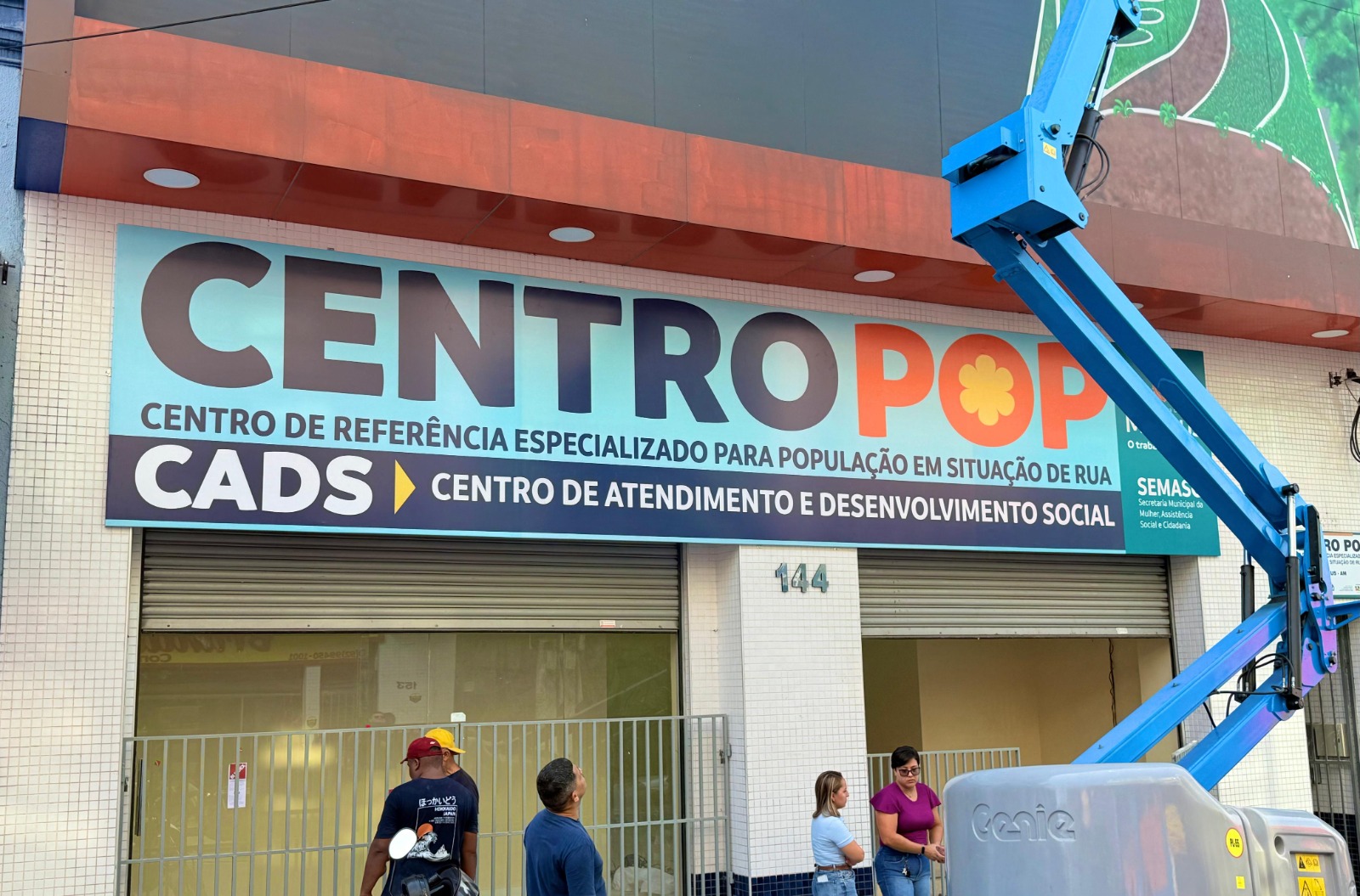 Prefeito David Almeida vistoria obras e anuncia inauguração do Centro Pop, Casa de Passagem e CADS no Centro de Manau