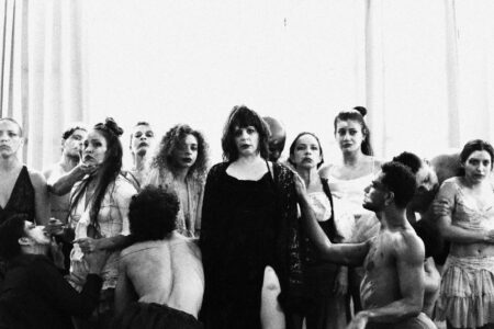 Espetáculo de dança ‘Cabaré Chinelo’ estreia no Teatro Amazonas Espetáculo de dança 'Cabaré Chinelo' estreia no Teatro Amazonas