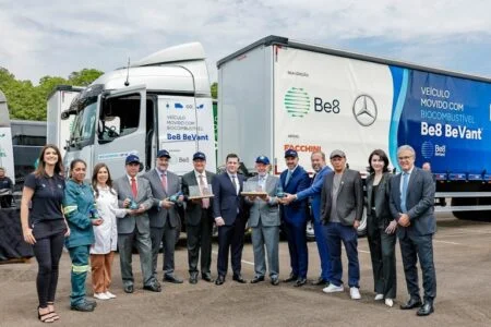 “Brasil vai ser o campeão de transição energética”, afirma Lula em audiência com executivos dos setores automobilístico e de biocombustíveis "Brasil vai ser o campeão de transição energética", afirma Lula em audiência com executivos dos setores automobilístico e de biocombustíveis