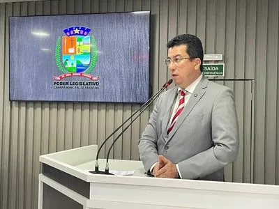 Vereador Fábio Cardoso cobra Garantido e Caprichoso por aumento “abusivo” no preço dos ingressos do Festival de Parintins 2026
