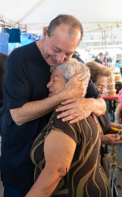 Omar Aziz lidera todos os cenários da nova pesquisa para governador do Amazonas