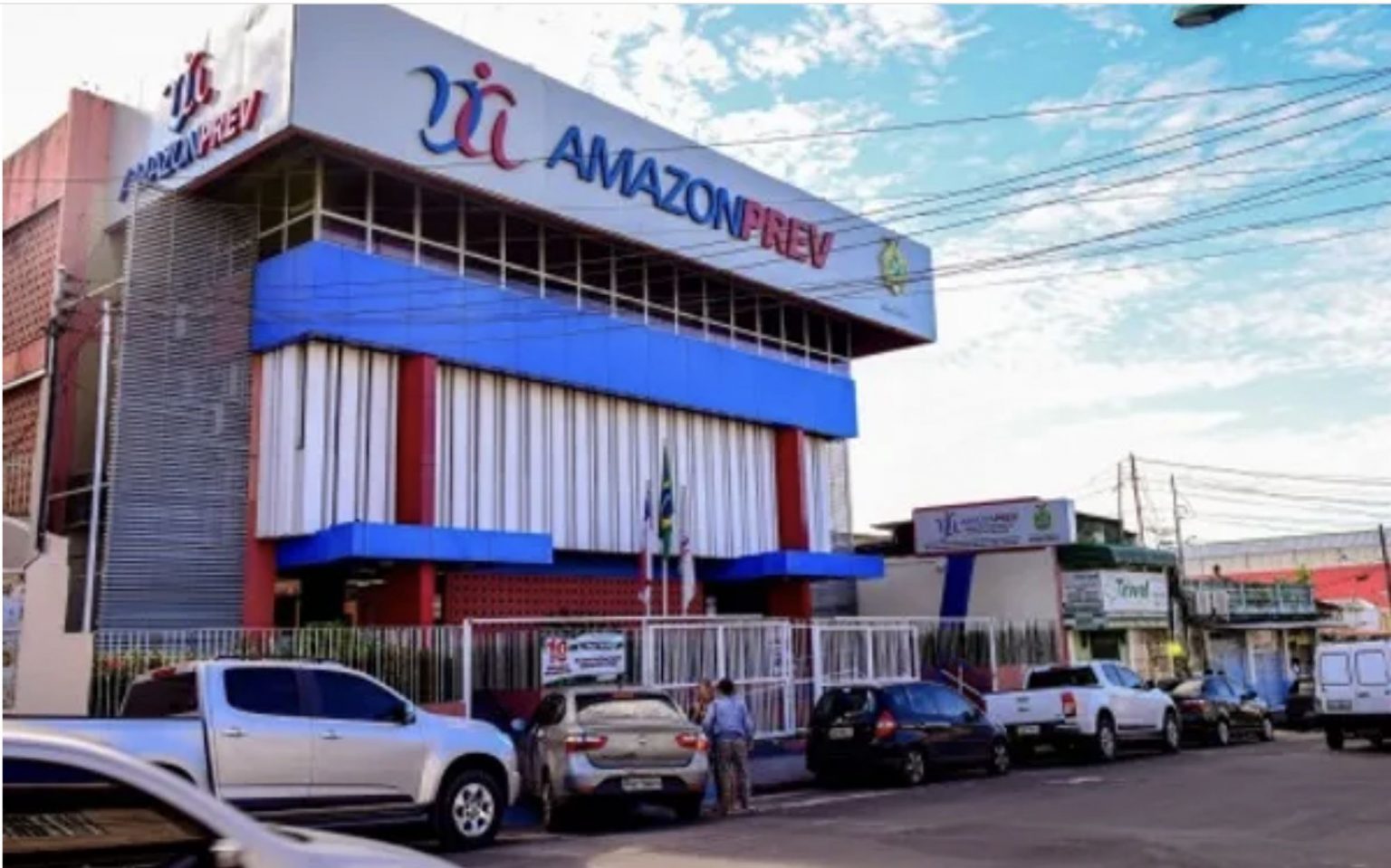 Sindifisco-AM pede investigação após risco de perda de R$ 300 milhões da AmazonPrev em bancos investigados