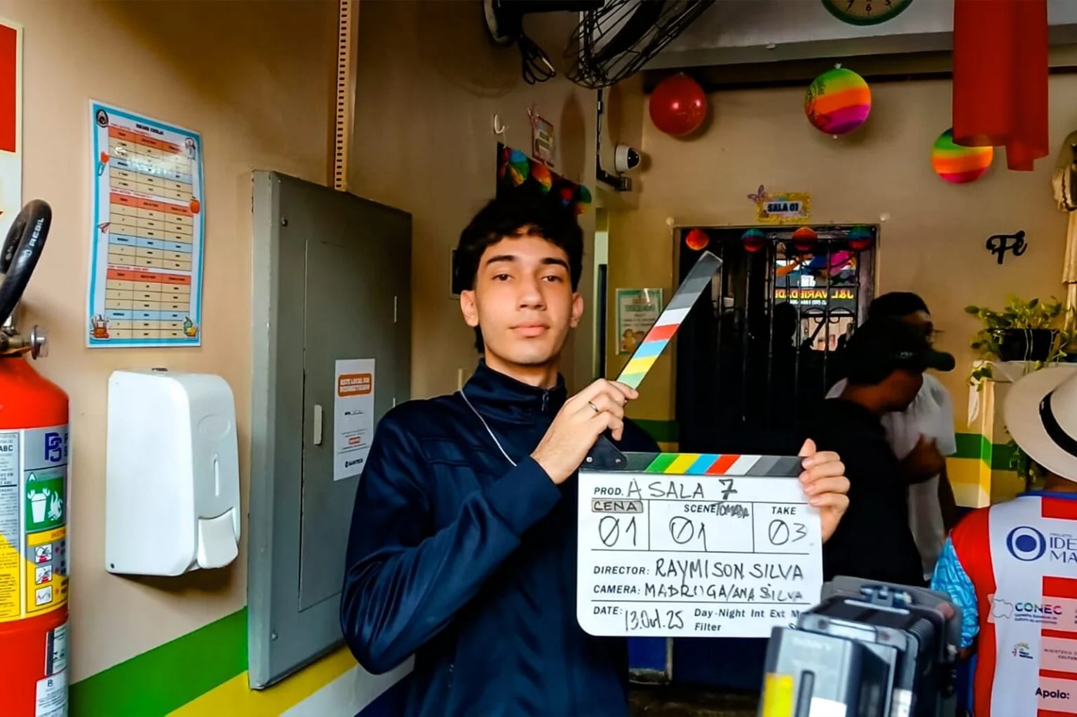 Luz, câmera, educação: sala de aula vira set de filmagem