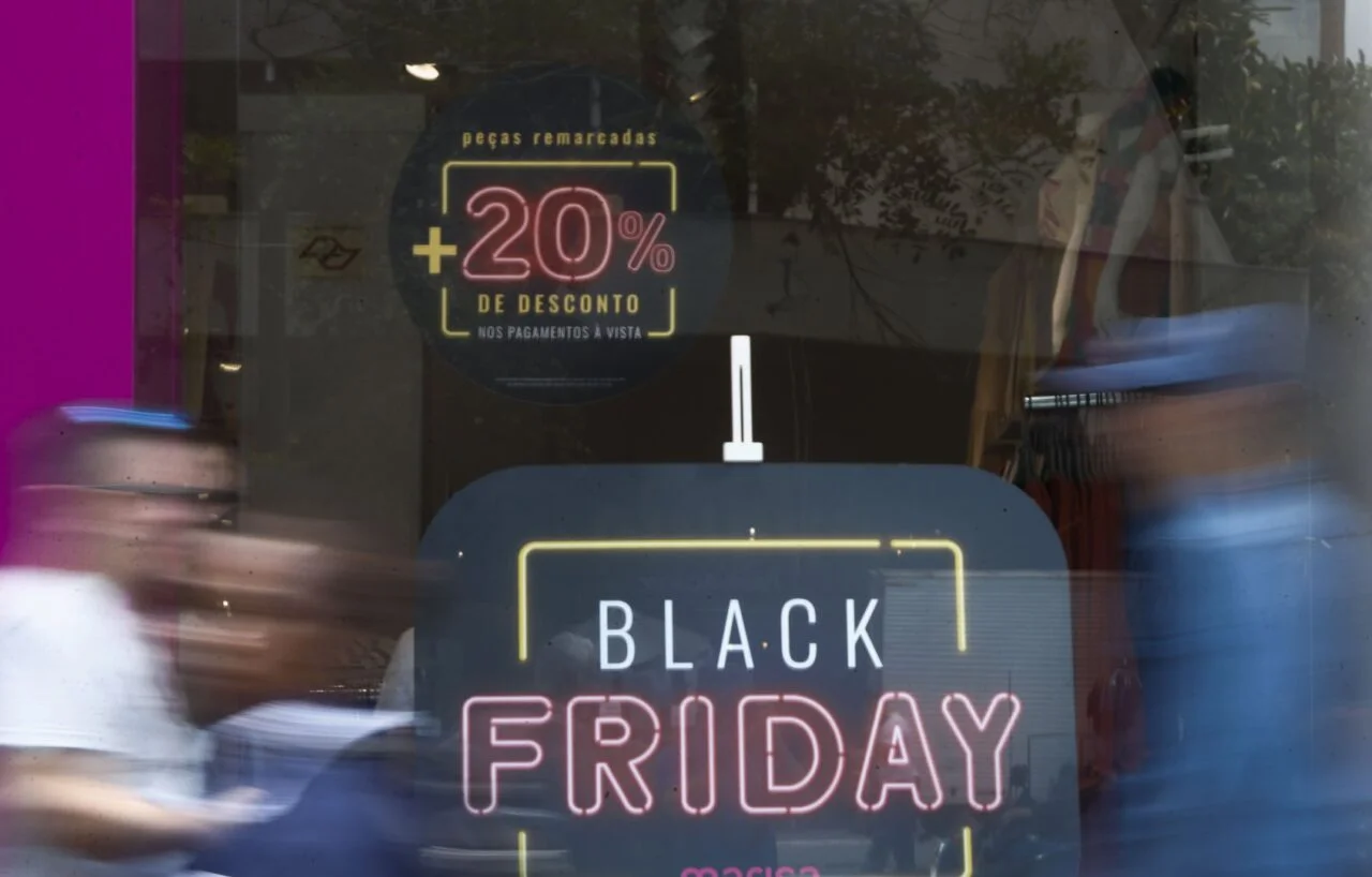 Seus direitos na Black Friday: como identificar promoções reais e evitar abusos Seus direitos na Black Friday: como identificar promoções reais e evitar abusos