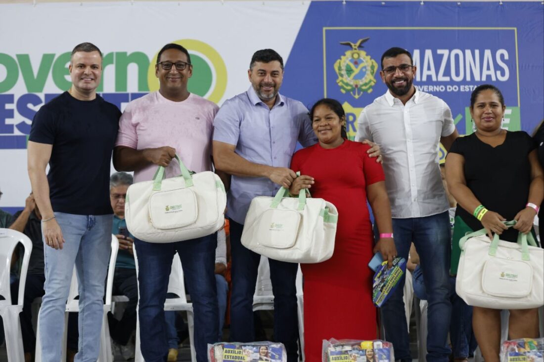 Governador Wilson Lima acompanha última edição do Governo Presente em 2025, com ação especial de Natal na zona sul