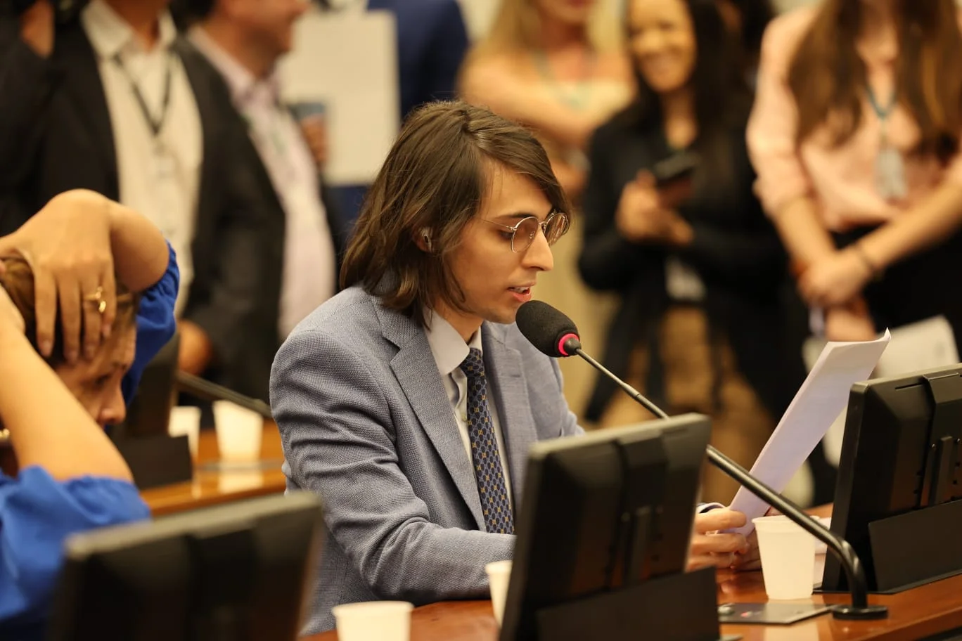 Orçamento de 2026 prevê bilhões em créditos para o Amazonas; Amom Mandel garante recursos para saúde e infraestrutura