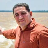 Ex-prefeito de Borba fica ferido após explosão em lancha na zona rural do município
