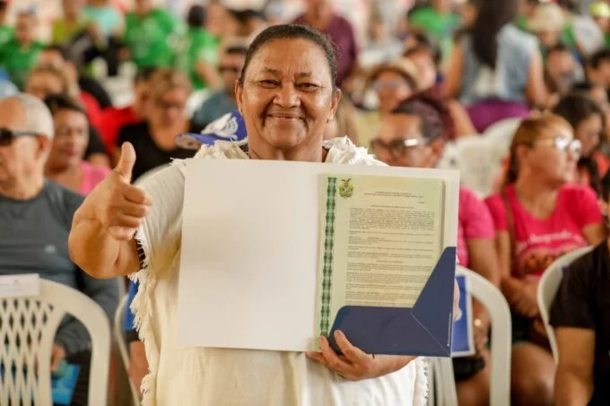 Regularização fundiária transformou vidas em 2025 e mudou rotina de famílias no Amazonas