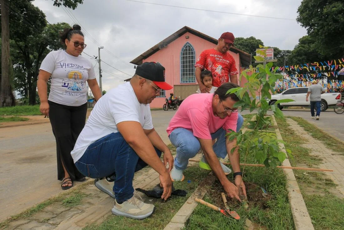 Parintins inicia Programa de Arborização Urbana e Rural para ampliar áreas verdes