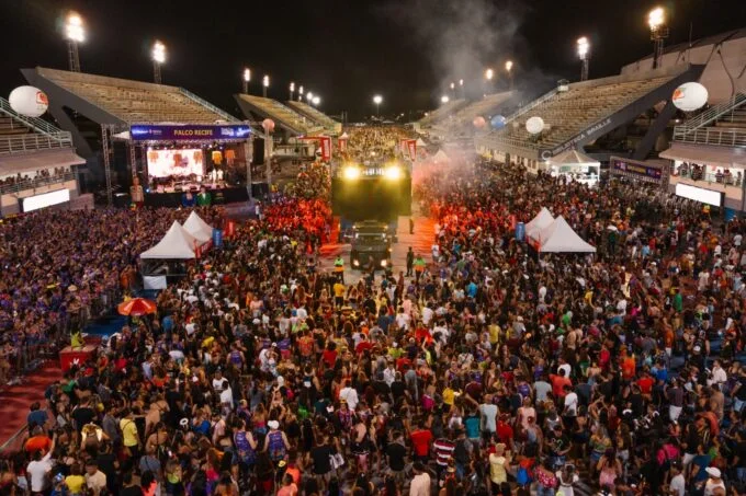 Galo de Manaus 2026: Com entrada gratuita, maior bloco da capital terá 10 horas de festa no Sambódromo
