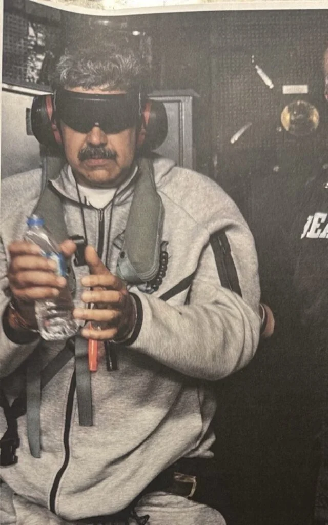 Trump divulga foto e afirma que Maduro está detido a bordo de navio da Marinha dos EUA