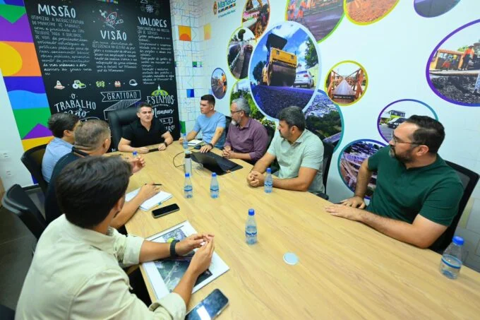 Prefeito David Almeida acompanha força-tarefa de manutenção asfáltica nas zonas Sul e Centro-Sul e anuncia cronograma para toda Manaus