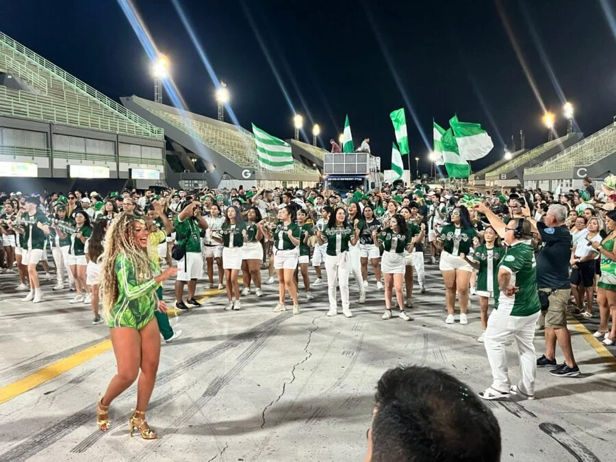 Reino Unido da Liberdade mostra perfeição técnica durante ensaio em Manaus