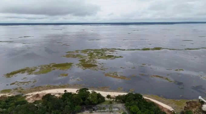 Rios Negro e Solimões apresentam estabilidade dos níveis em Manaus e Manacapuru