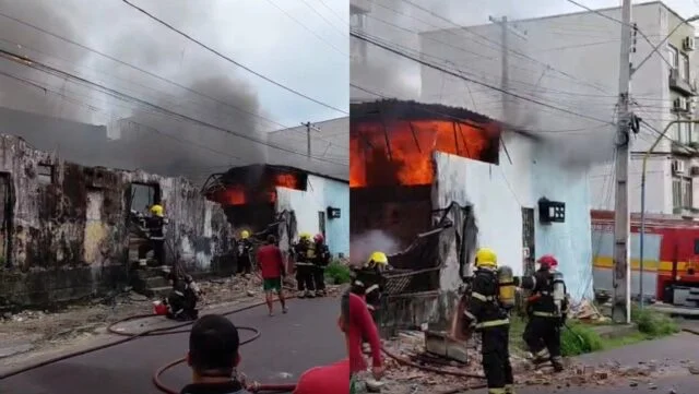 Incêndio de grandes proporções atinge fábrica de sofás e ameaça casas no São Francisco