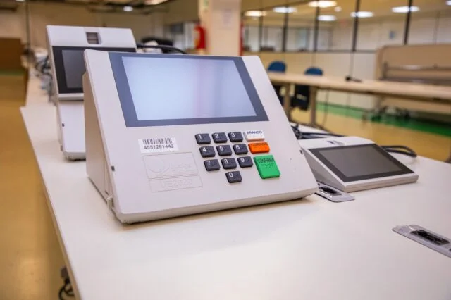 TRE-AM detalha auditorias da urna eletrônica para reforçar segurança eleitoral