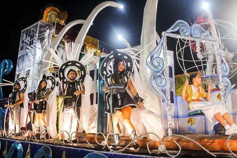 Acesso A brilha no Sambódromo e prepara terreno para o Grupo Especial 46 portal remador 629NHU2W