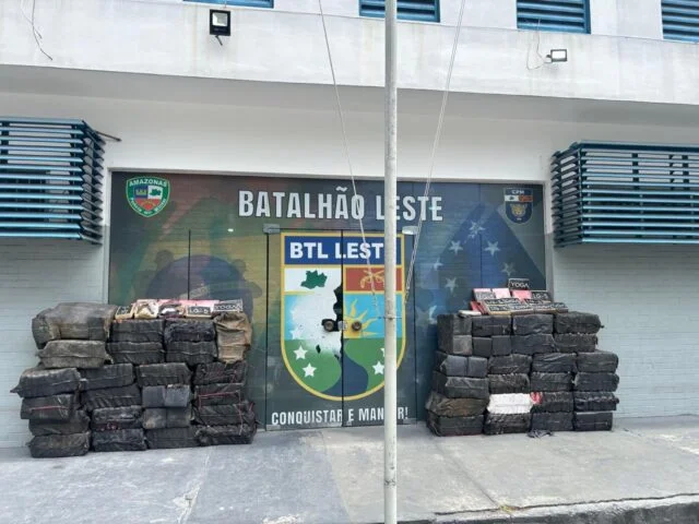 Golpe de R$ 30 milhões: PM apreende 1,1 tonelada de drogas em estaleiro na Zona Leste de Manaus