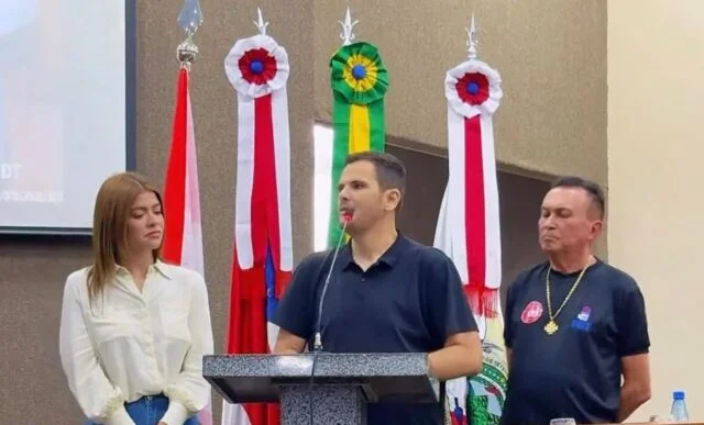 Renato Junior destaca que os "recordes dos números" da prefeitura dão fôlego à candidatura de David Almeida. - Portal Remador