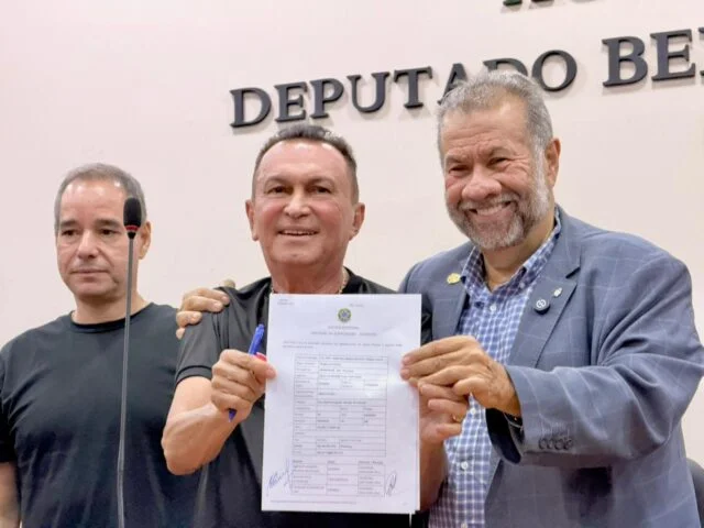 Sabá Reis assume PDT Amazonas e projeta fortalecimento político com apoio de David Almeida - Portal Remador