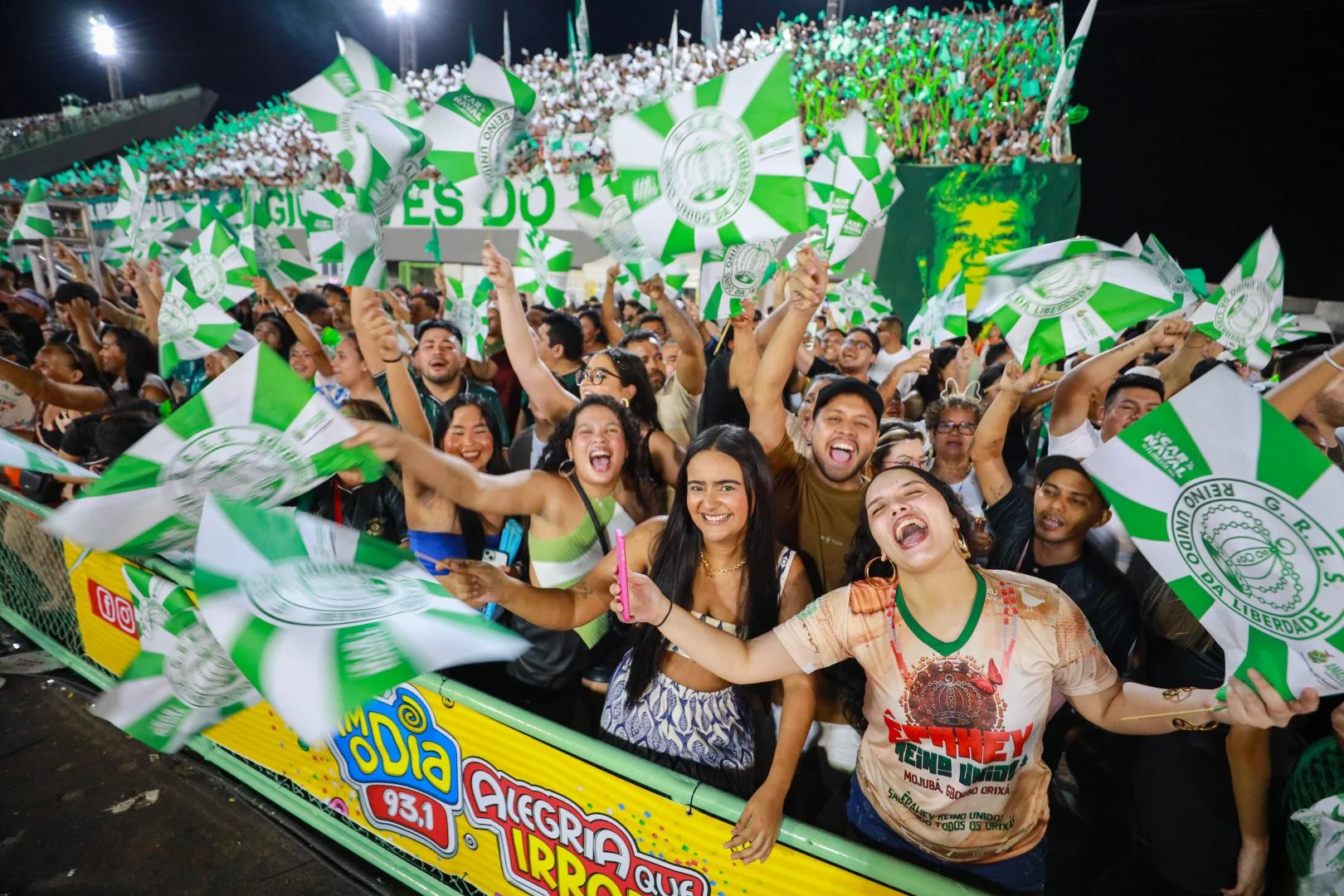 Reino Unido assume o 3º lugar do Carnaval de Manaus após revisão de critério de desempate