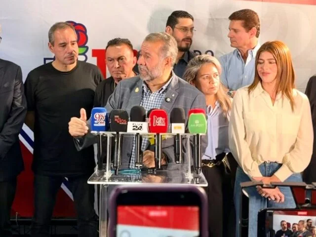 Presidente nacional do PDT declara apoio e afirma que David Almeida será o próximo governador do Amazonas - Portal Remador