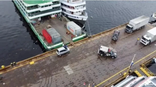 Claudenei Barbosa foi atacado enquanto dormia na rede após discussão motivada por bebedeira; suspeito Janderson Moraes fugiu e é procurado pela polícia.