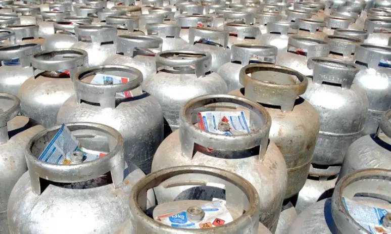 Câmara aprova 'Gás do Povo' e garante botijão grátis para 15 milhões de famílias