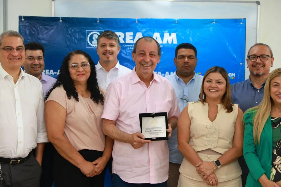 Omar Aziz reúne com lideranças da agronomia e engenharia em Manaus nesta quinta