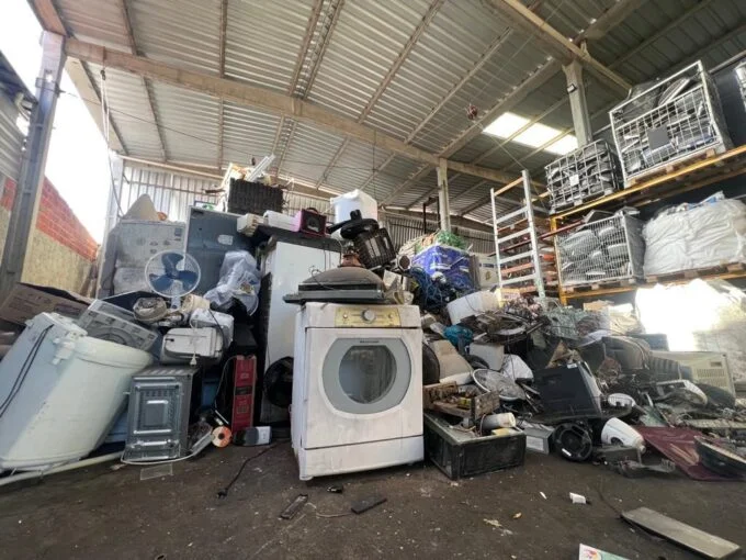 Prefeitura lança ‘Detox de Eletrônicos’ para combater 25 mil toneladas de lixo invisível