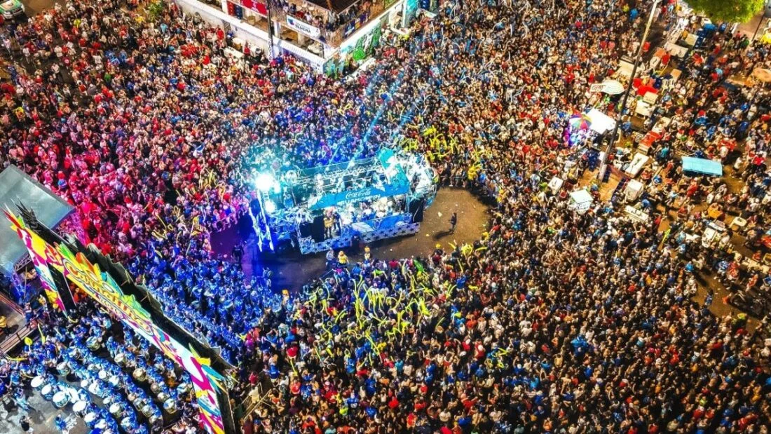 Caprichoso e Garantido montam estruturas gigantes para o Carnaboi 2026 em Parintins - Portal Remador
