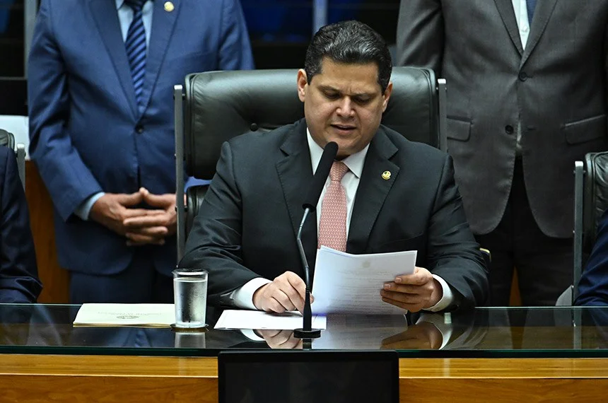Davi Alcolumbre abre ano legislativo com apelo à paz e defesa das prerrogativas do Congresso