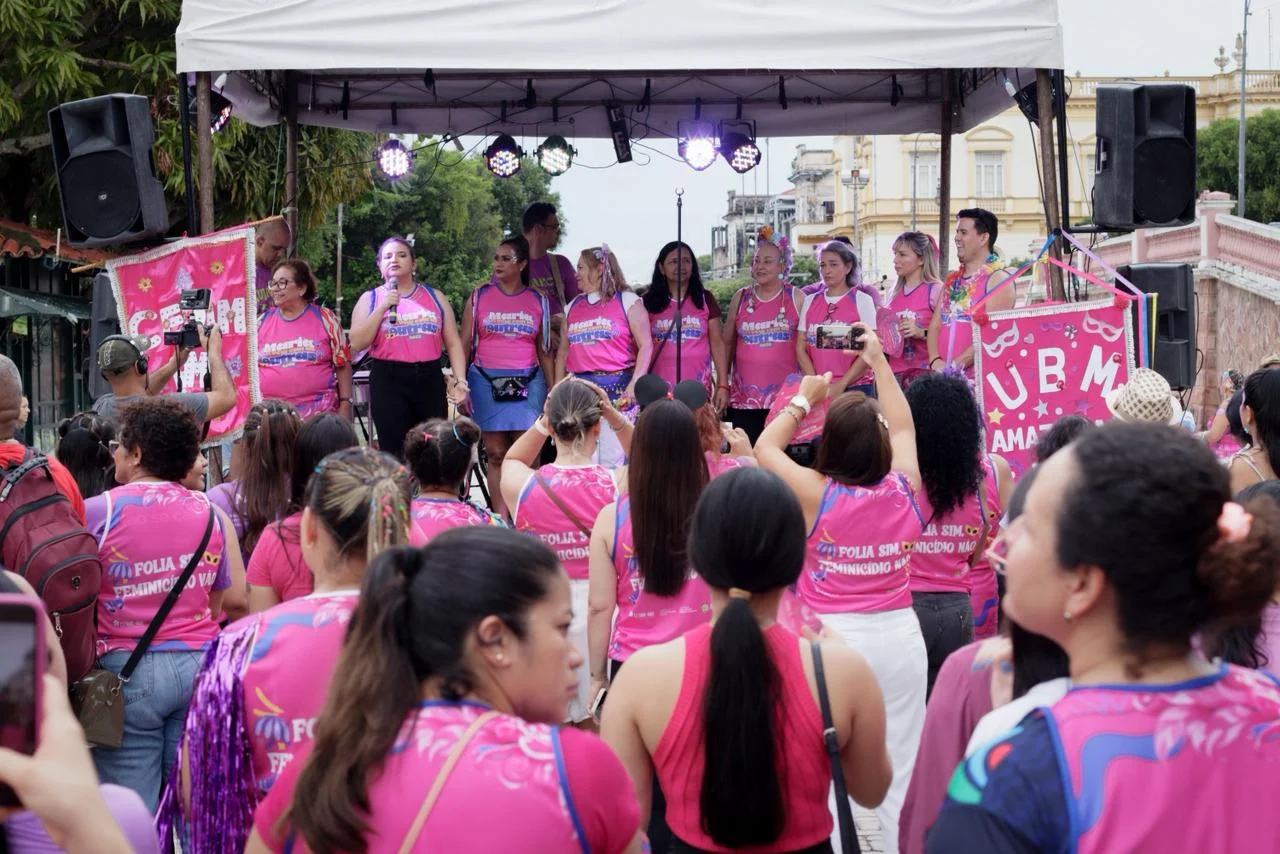 Com o tema “Nenhuma a Menos na Folia”, a 14ª edição do evento acontece nesta sexta-feira (06) no Largo de São Sebastião; foco é o enfrentamento à violência de gênero.