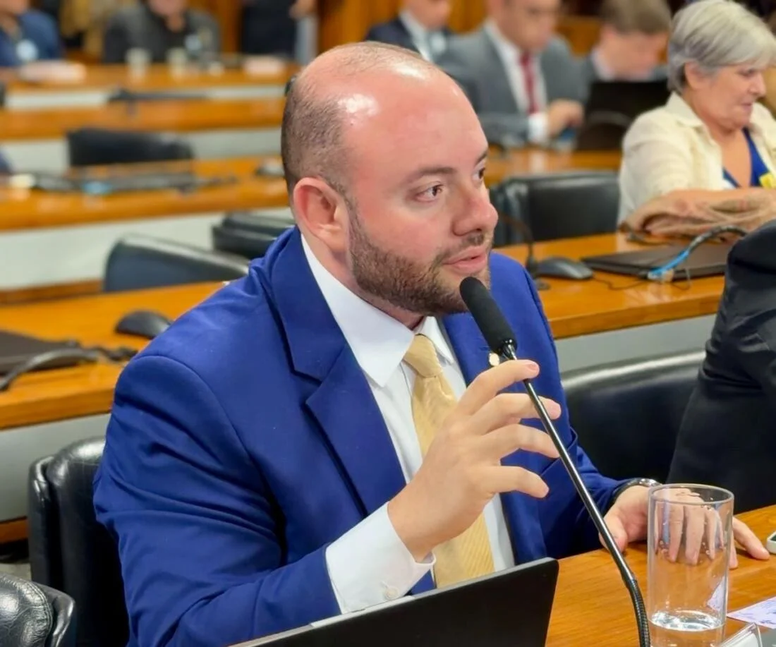 Em Brasília, Fausto Jr. sai em defesa dos pescadores do Amazonas - pORTAL rEMADOR