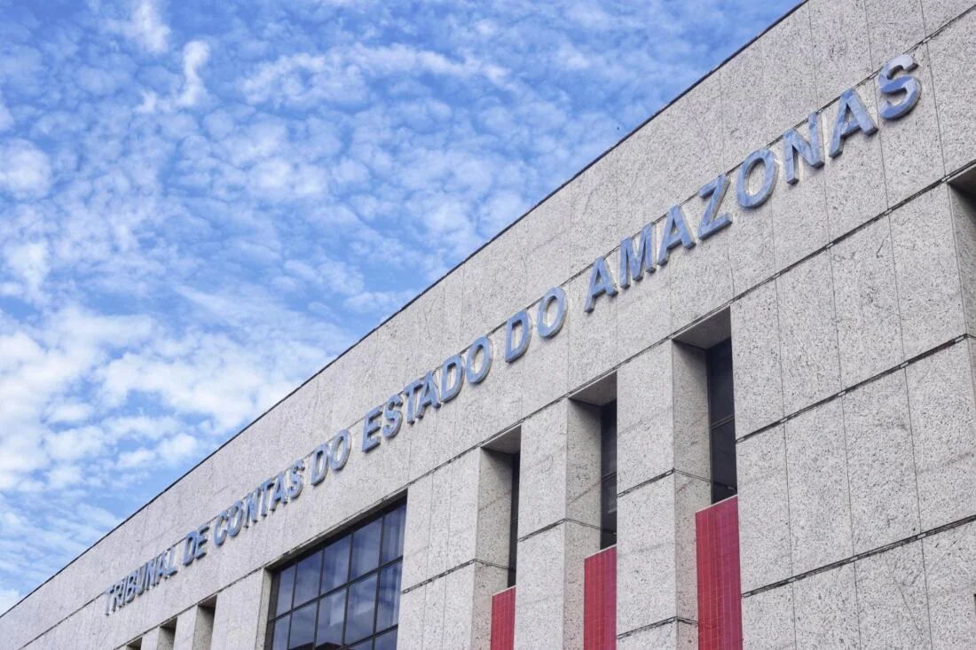 TCE-AM admite investigação sobre contrato de R$ 1,3 bilhão da Seduc sem licitação - Portal Remador